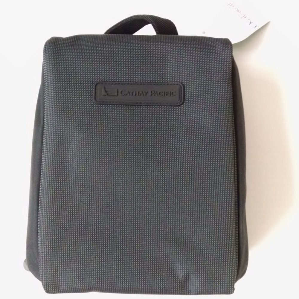 - Cathay Pacific amenity stylish toiletry wash TRAVEL BAG with mirror